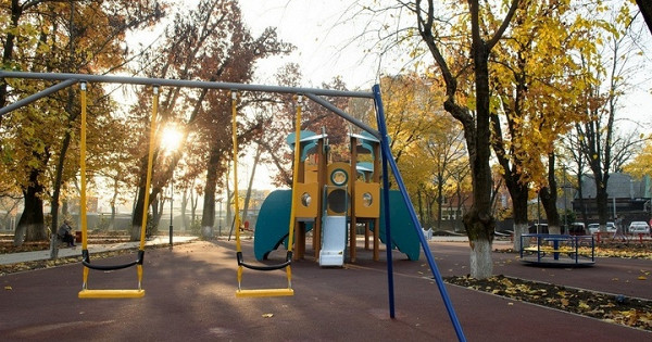 В Краснодаре благоустроили сквер «Майский»