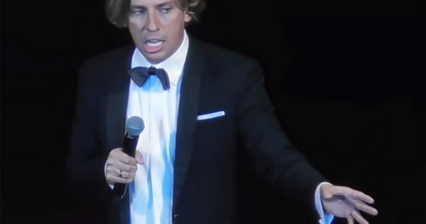 Максим Галкин стал на время новым «лидером оппозиции» из-за шуток про Путина, правительство и цензуру