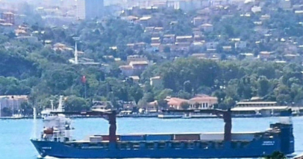 Россия отправила в Сирию гигантский груз