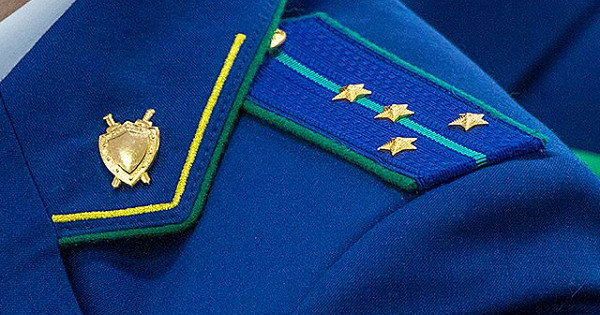 Прокуратура проверяет причины возгорания школьного автобуса в Краснодаре