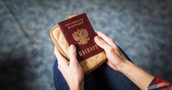 В Новороссийске заблокировали сайт по продаже поддельных паспортов