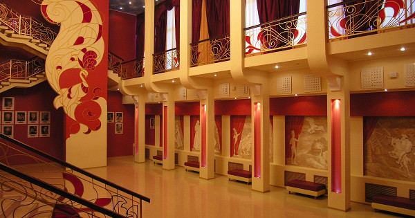 Астраханские театры отправятся в гастроли по России и за рубеж