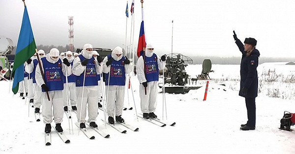 Более 250 военных и 7,5 тысяч километров: в восьми городах России стартовал масштабный марш-бросок ВДВ