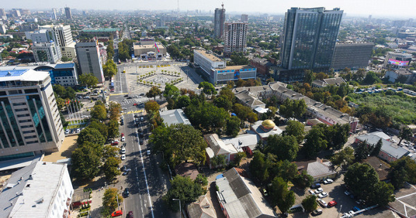 «Умное» освещение и переработка мусора: как стратегия «Краснодар-2030» изменит городскую среду