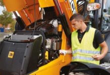 Трансмиссия экскаватора-погрузчика: важнейший фактор его эффективности