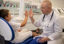 Как выбрать медицинский центр для лечения ребенка?