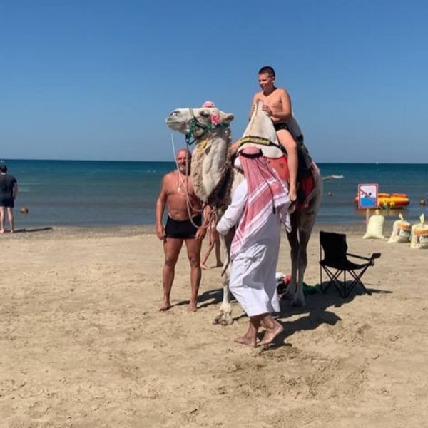 Россияне стали приходить на пляжи Турции с одним предметом и удивили местных