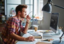 Кто создает креативные сайты в Севастополе?