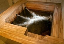 Установка купели в бане