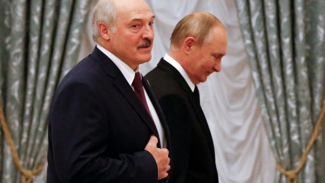 «Зачем выдумывать?»: Лукашенко о единой с РФ валюте