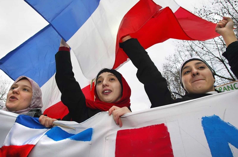 Французские власти создадут новый орган управления мусульманами в стране