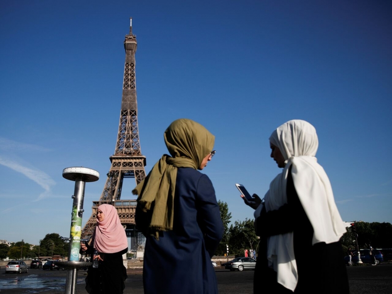 Французские власти создадут новый орган управления мусульманами в стране