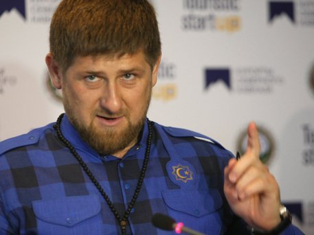 Кадыров обратился к Путину с просьбой разрешить окончание спецоперации на Украине