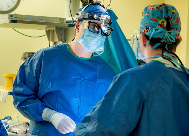 Челябинские кардиохирурги заменили 16-летней пациентке часть сердца отечественным трансплантатом
