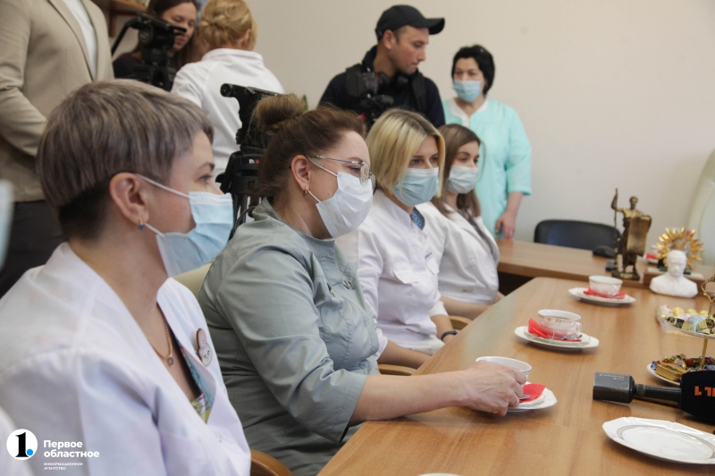 12 врачей Челябинской детской областной больницы отправятся в Донбасс