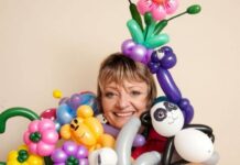 Воздушные шары в подарок маме: как выбрать?