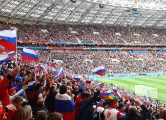 Почему нужно смотреть футбол на стадионе?