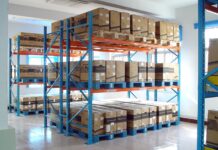 На что обратить внимание при выборе складских стеллажей?