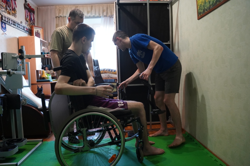 «Я жив, и это — главное»: страшная травма сделала хоккеиста Максима Тарасова инвалидом