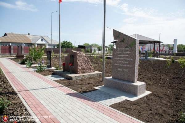 В Крыму установили памятник красноармейцам из Челябинска, погибшим в Великую Отечественную