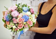 Преимущества заказа цветов с доставкой