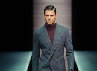 Мужская одежда Emporio Armani на OZON