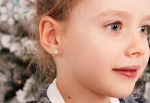 Детские серьги: как выбрать и как носить?