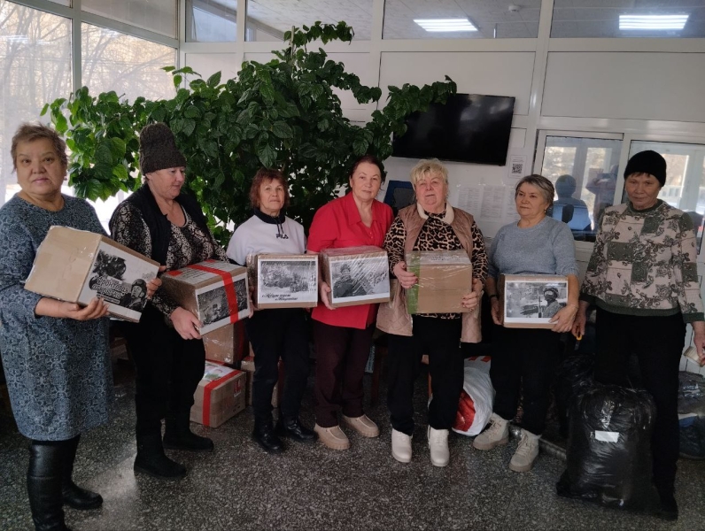 В новогодние каникулы южноуральцы женятся, ходят в театры, помогают детям