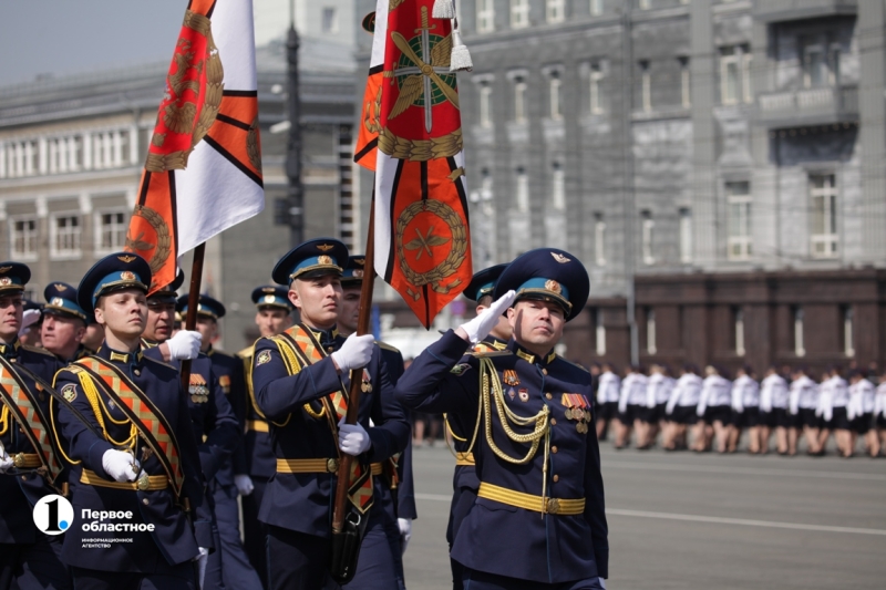 В Челябинске прошло торжественное построение в честь Дня Победы