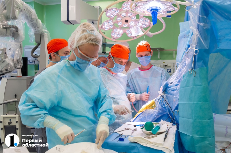 В Челябинске впервые удалили опухоль мозга пациенту в сознании